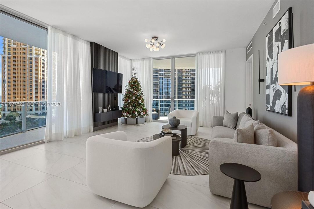 For Sale: $1,645,000 (2 beds, 2 baths, 1675 Square Feet)