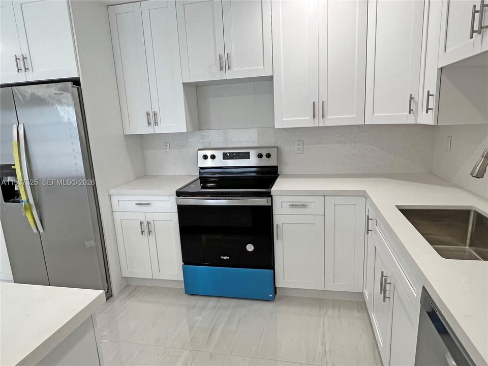 For Rent: $4,099 (3 beds, 2 baths, 1406 Square Feet)