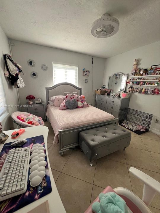 For Sale: $645,000 (3 beds, 2 baths, 1099 Square Feet)