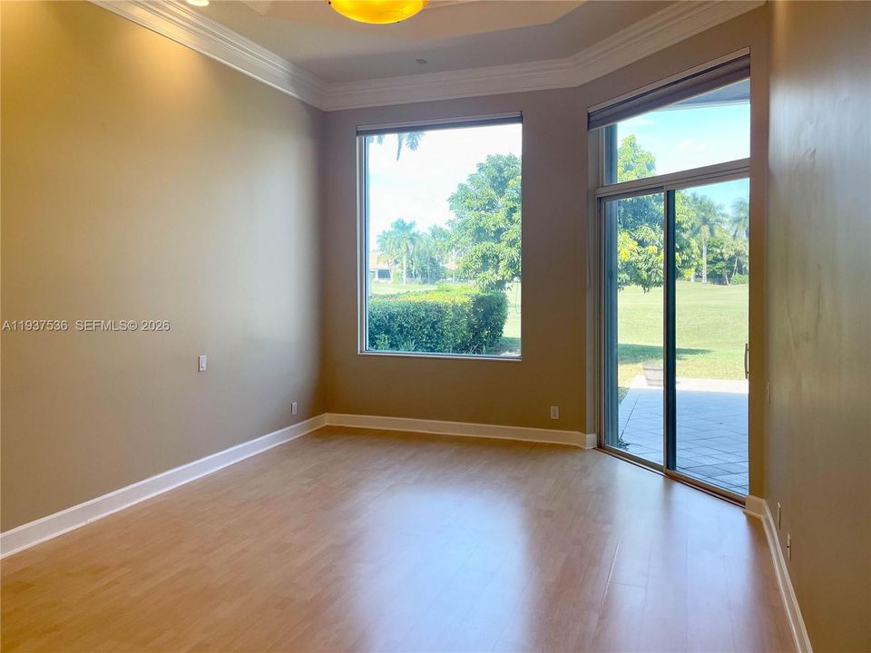 En Renta: $8,400 (6 camas, 4 baños, 3541 Pies cuadrados)