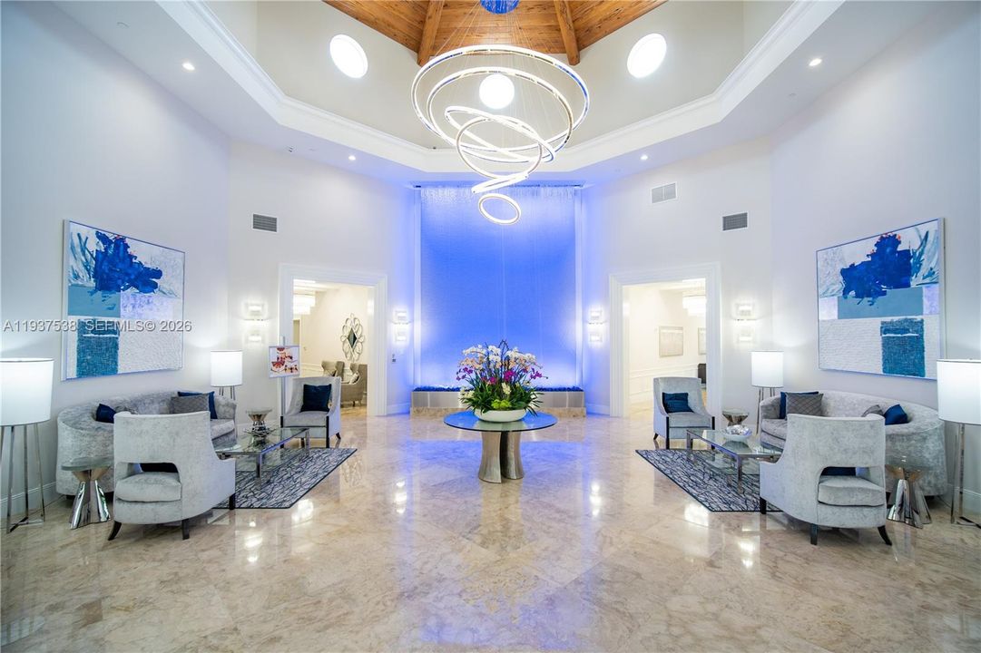 En Venta: $999,000 (3 camas, 3 baños, 2641 Pies cuadrados)