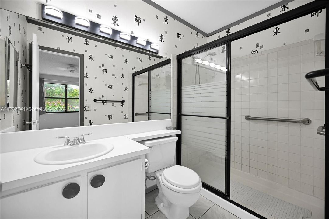 For Sale: $342,998 (2 beds, 2 baths, 1224 Square Feet)