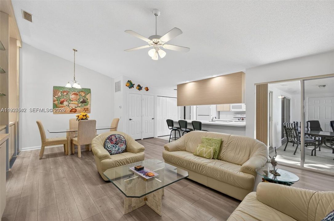 For Rent: $3,200 (2 beds, 2 baths, 1152 Square Feet)