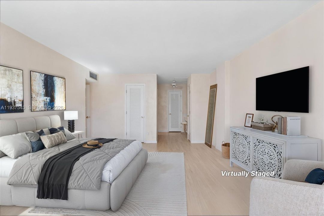 For Sale: $345,000 (2 beds, 2 baths, 1200 Square Feet)