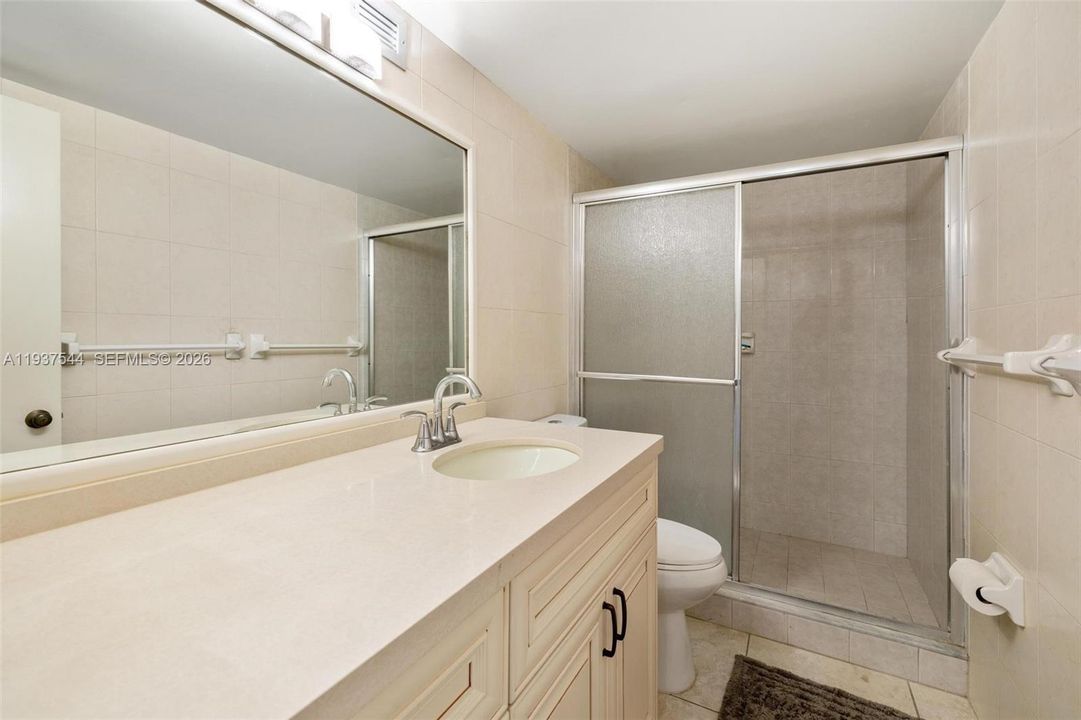 For Rent: $2,800 (2 beds, 2 baths, 1334 Square Feet)