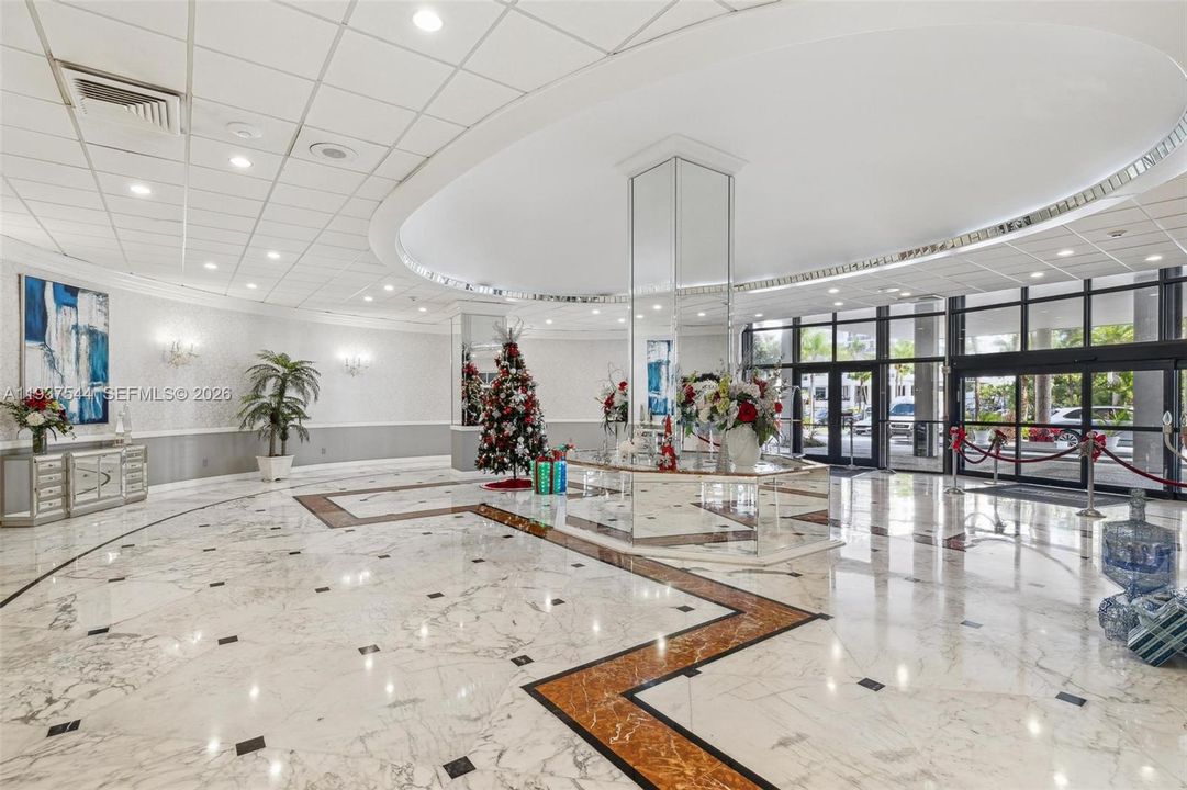 For Rent: $2,800 (2 beds, 2 baths, 1334 Square Feet)