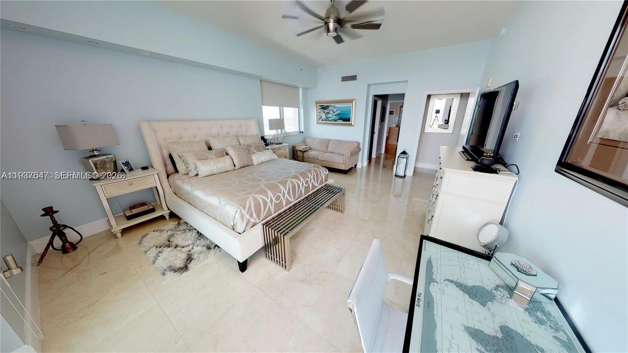 For Sale: $1,550,000 (3 beds, 3 baths, 2988 Square Feet)