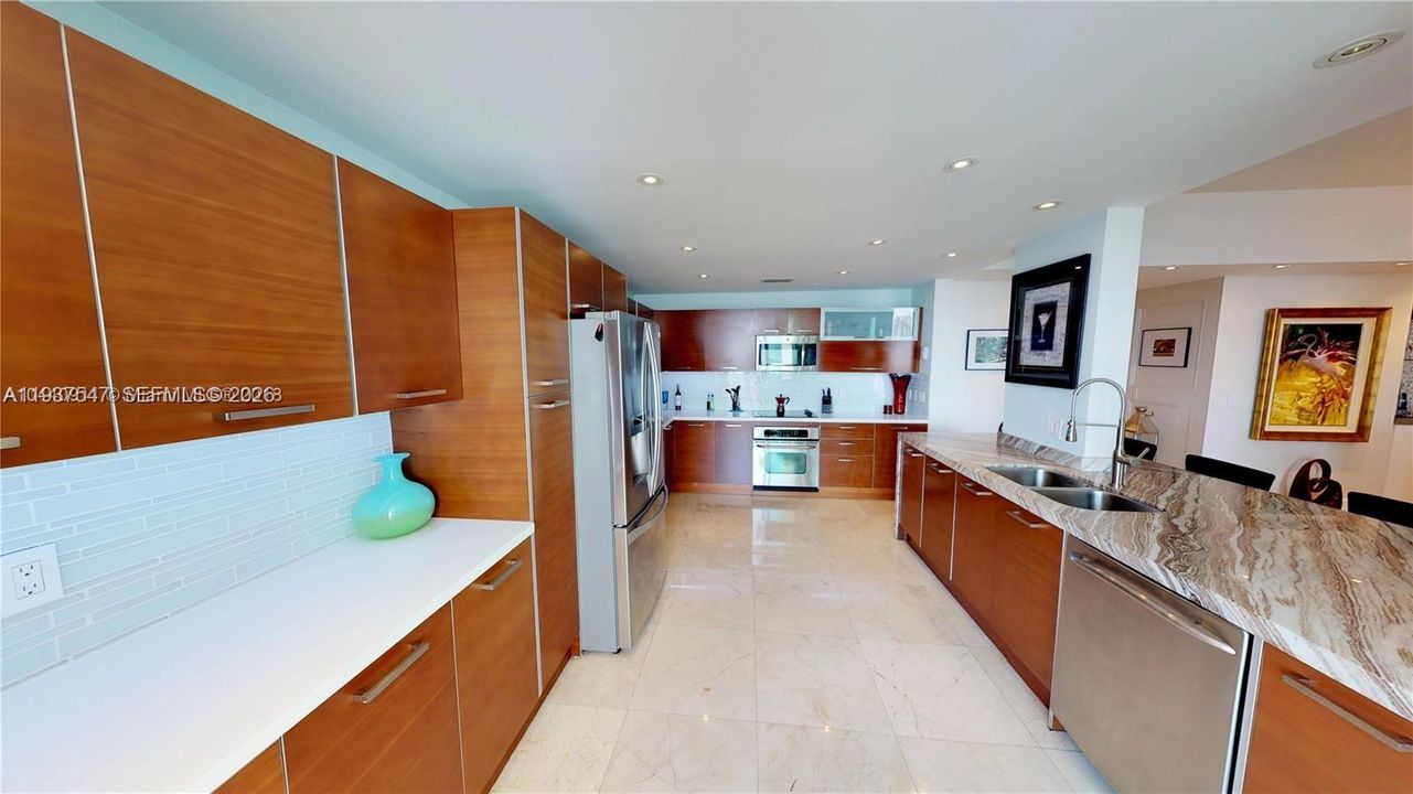 For Sale: $1,550,000 (3 beds, 3 baths, 2988 Square Feet)