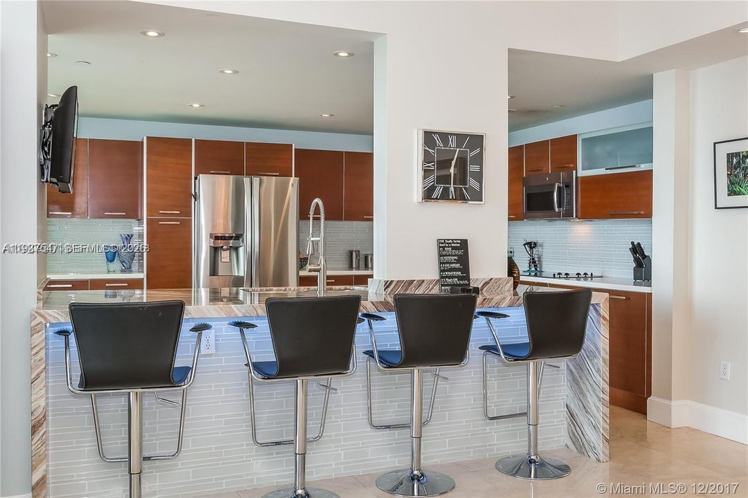 For Sale: $1,550,000 (3 beds, 3 baths, 2988 Square Feet)