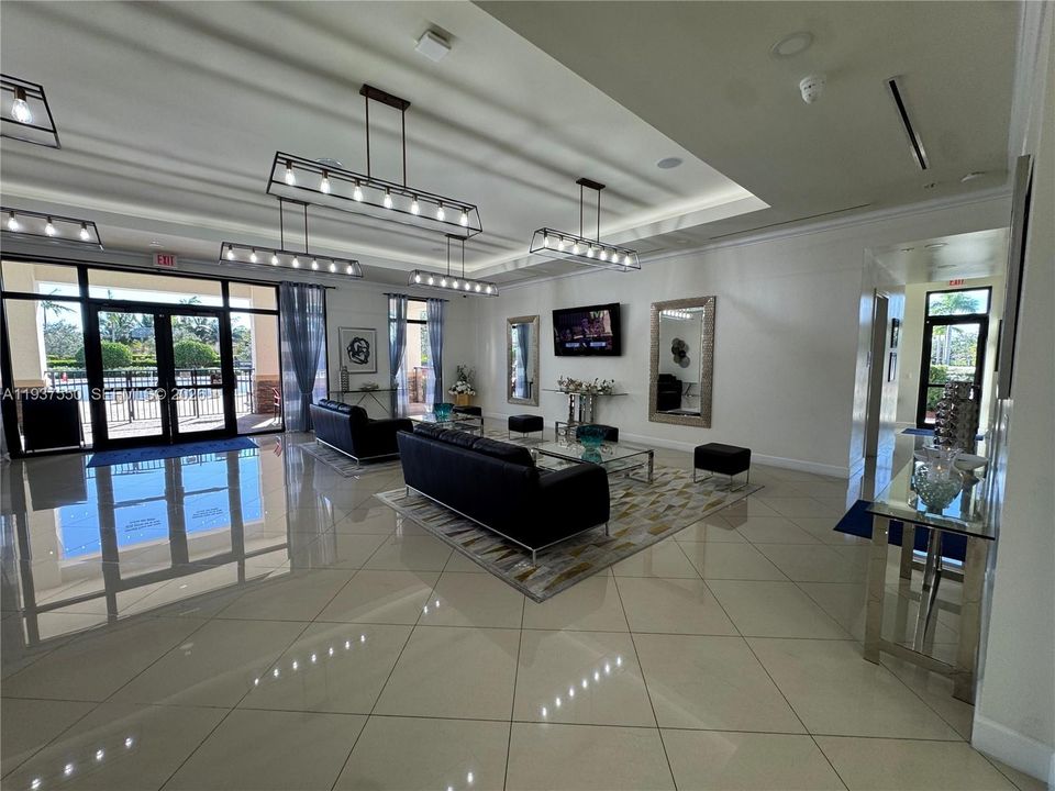 En Venta: $360,000 (3 camas, 2 baños, 1512 Pies cuadrados)