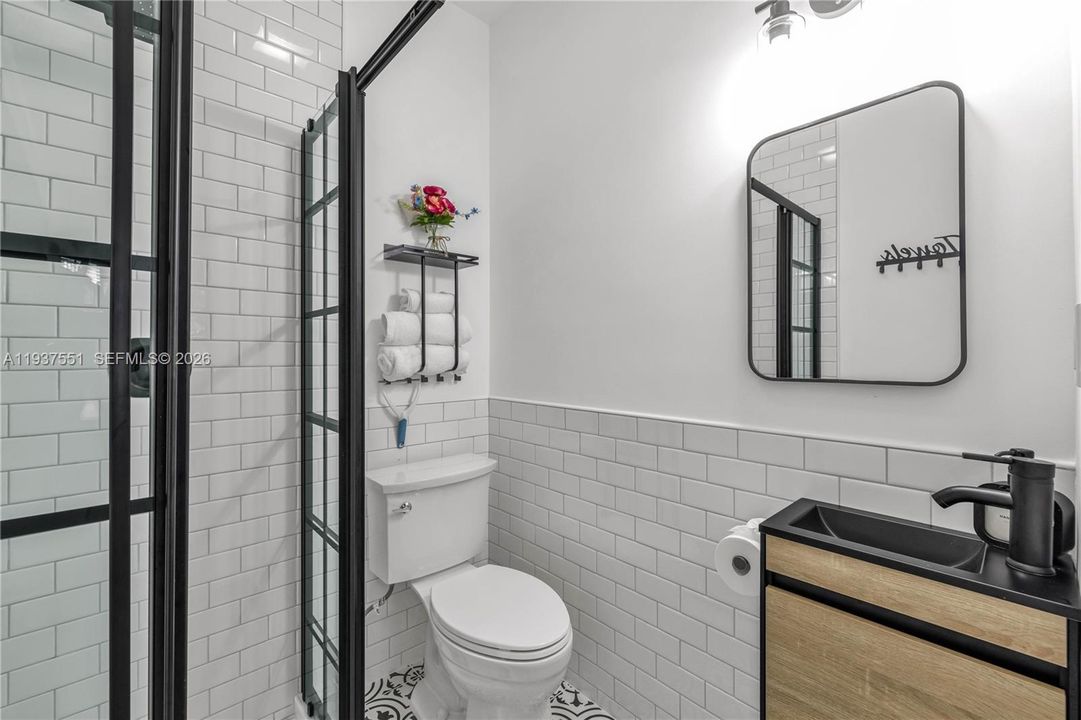 待售: $1,075,000 (4 贝兹, 3 浴室, 2723 平方英尺)