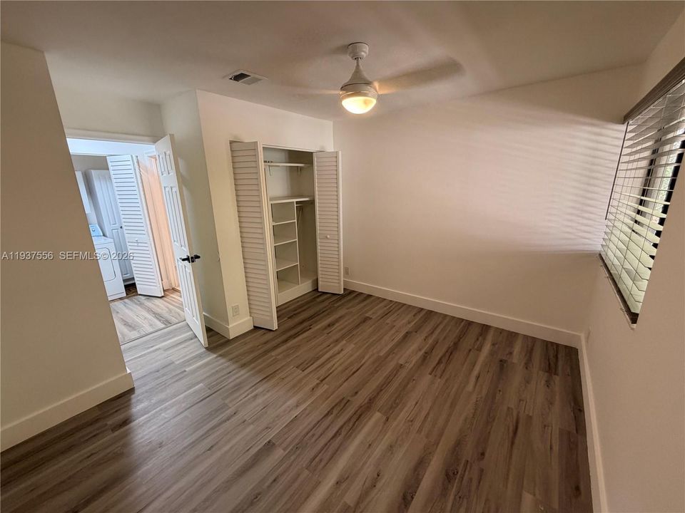 For Rent: $2,300 (2 beds, 2 baths, 1040 Square Feet)
