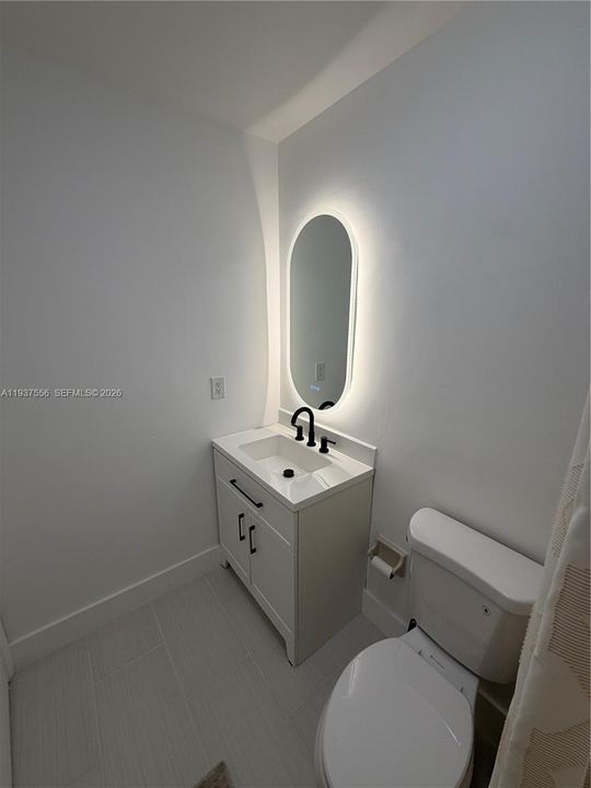 For Rent: $2,300 (2 beds, 2 baths, 1040 Square Feet)