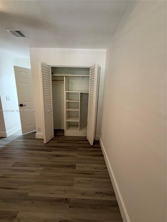 For Rent: $2,300 (2 beds, 2 baths, 1040 Square Feet)