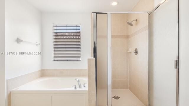 En Venta: $820,500 (6 camas, 4 baños, 3416 Pies cuadrados)