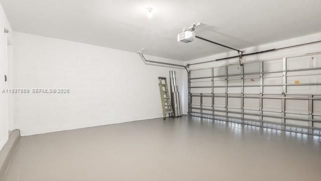 En Venta: $820,500 (6 camas, 4 baños, 3416 Pies cuadrados)