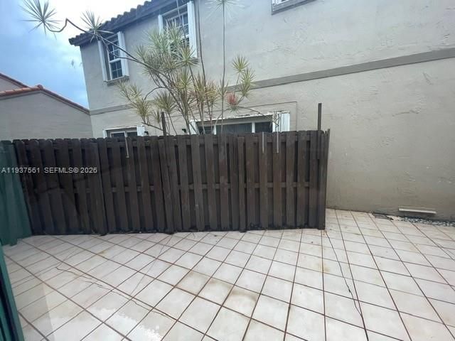 В аренду: $3,100 (3 спален, 2 ванн, 1377 Квадратных фут)