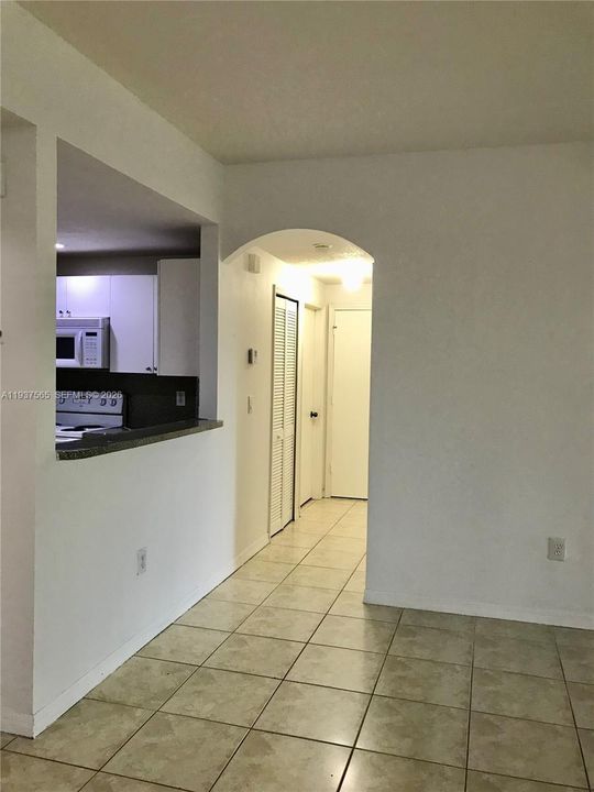 En Renta: $2,625 (3 camas, 2 baños, 1464 Pies cuadrados)