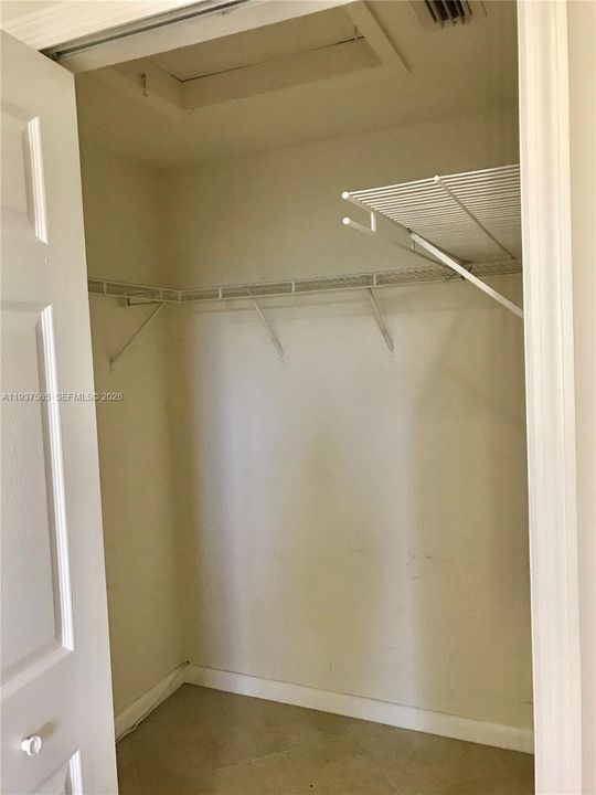 En Renta: $2,625 (3 camas, 2 baños, 1464 Pies cuadrados)