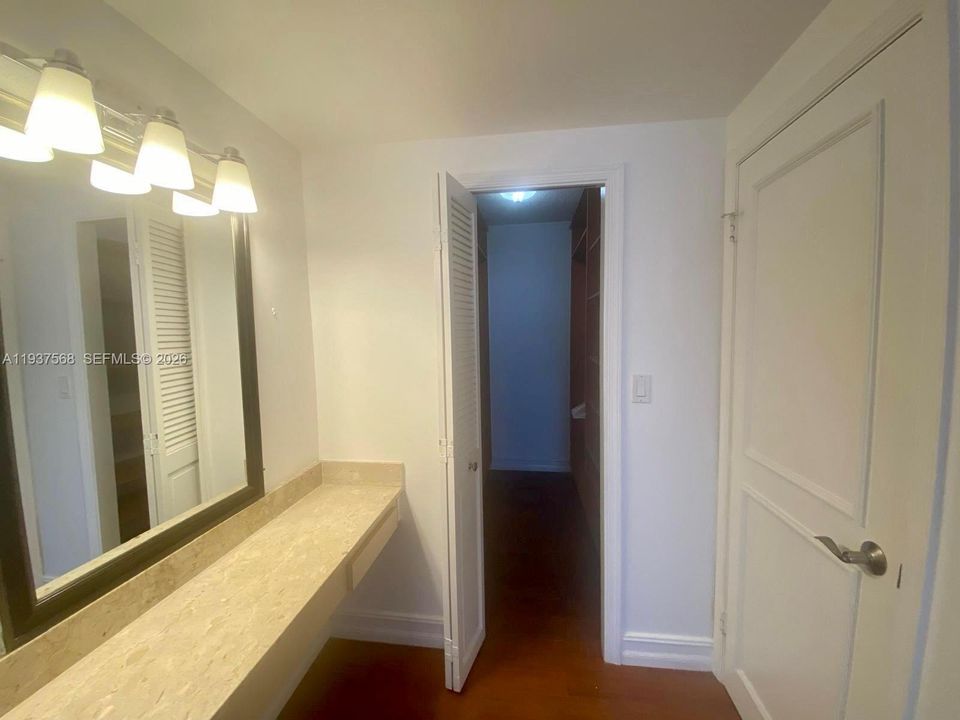 В аренду: $3,299 (2 спален, 3 ванн, 1950 Квадратных фут)