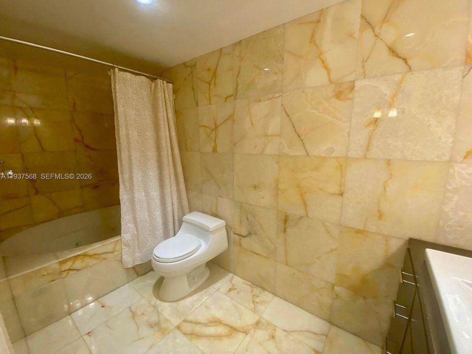 В аренду: $3,299 (2 спален, 3 ванн, 1950 Квадратных фут)