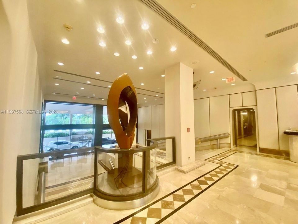 В аренду: $3,299 (2 спален, 3 ванн, 1950 Квадратных фут)