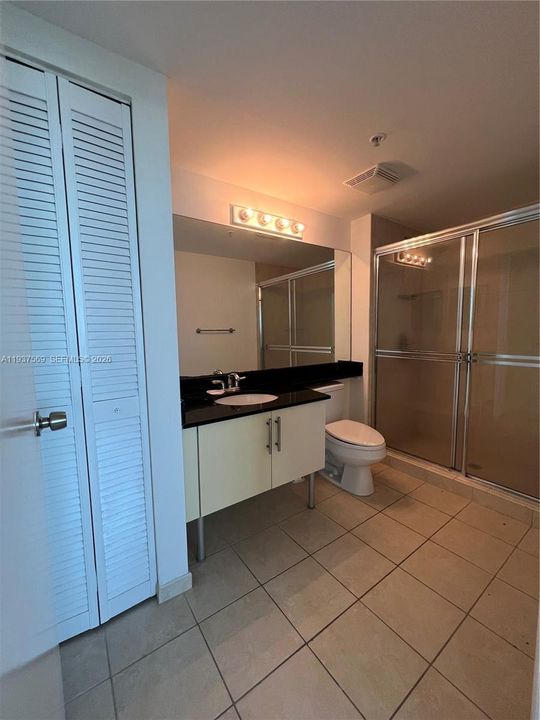 For Rent: $3,490 (2 beds, 2 baths, 1051 Square Feet)