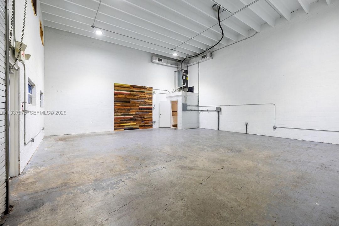 For Rent: $2,800 (0 beds, 0 baths, 0 Square Feet)