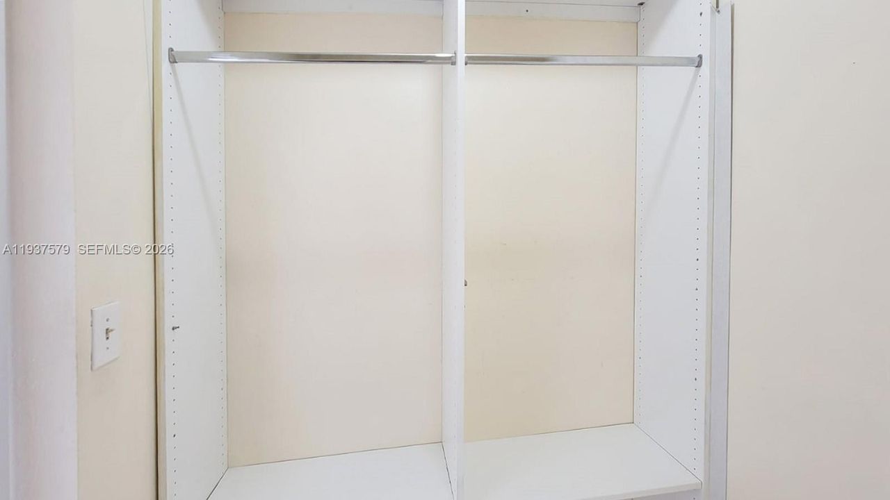 出租: $2,990 (3 贝兹, 2 浴室, 1317 平方英尺)