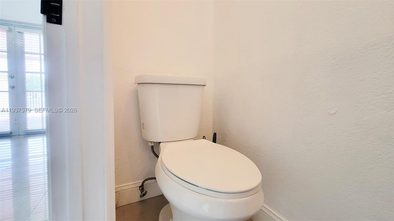 出租: $2,990 (3 贝兹, 2 浴室, 1317 平方英尺)