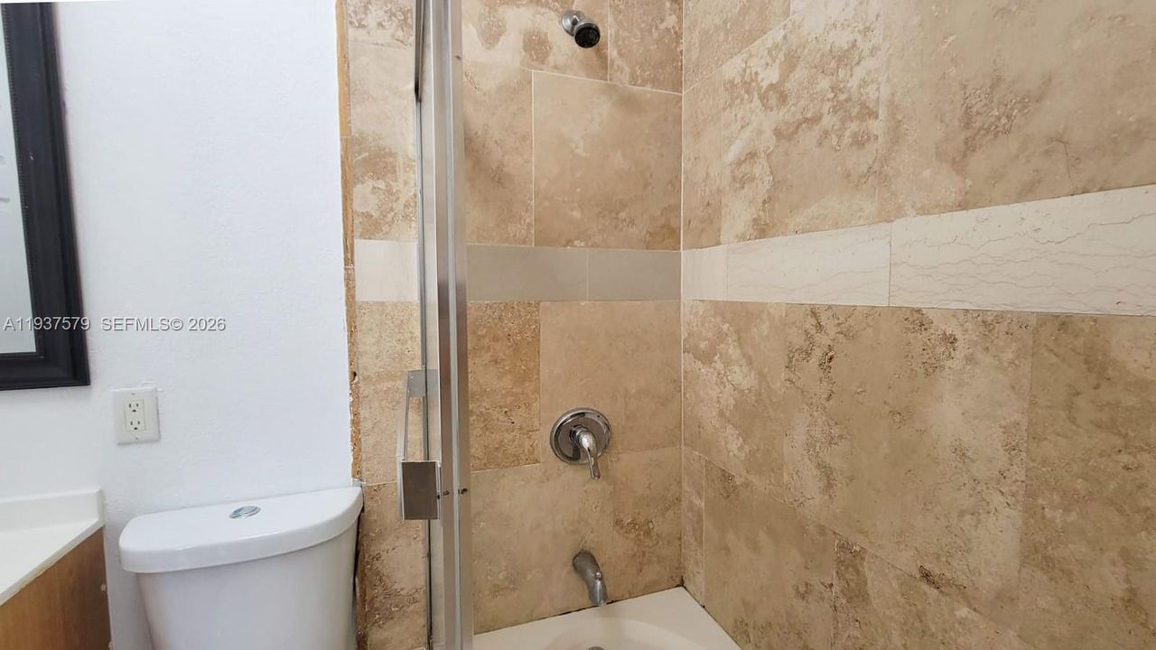 出租: $2,990 (3 贝兹, 2 浴室, 1317 平方英尺)