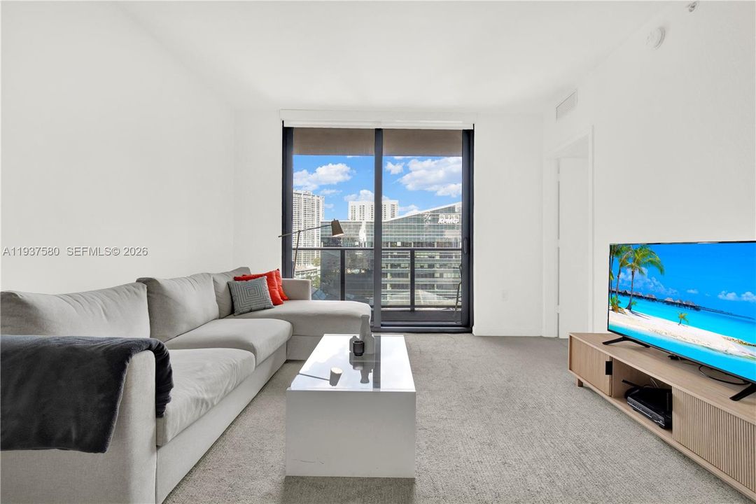 En Venta: $500,000 (1 camas, 1 baños, 738 Pies cuadrados)