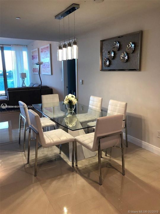 For Rent: $17,500 (2 beds, 2 baths, 1704 Square Feet)