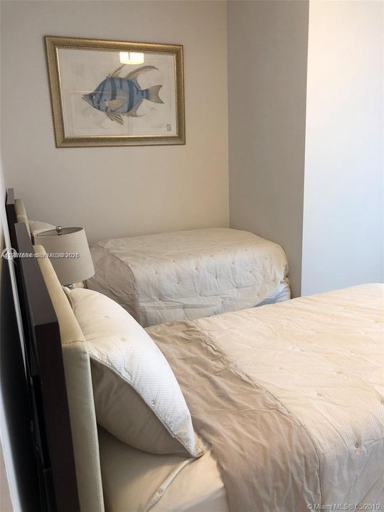 For Rent: $17,500 (2 beds, 2 baths, 1704 Square Feet)