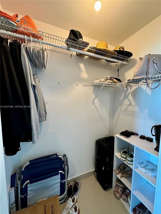 出租: $2,500 (0 贝兹, 1 浴室, 655 平方英尺)