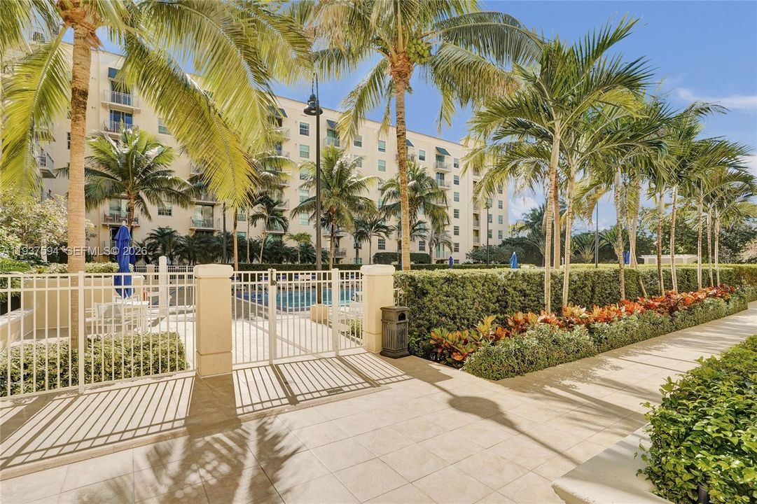 En Venta: $459,000 (2 camas, 2 baños, 1130 Pies cuadrados)