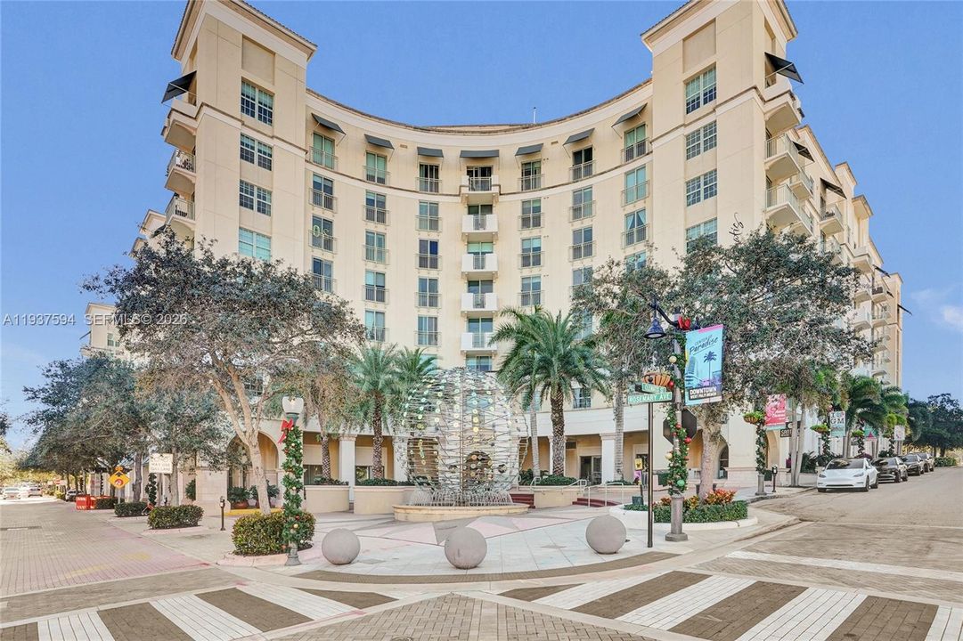 En Venta: $459,000 (2 camas, 2 baños, 1130 Pies cuadrados)