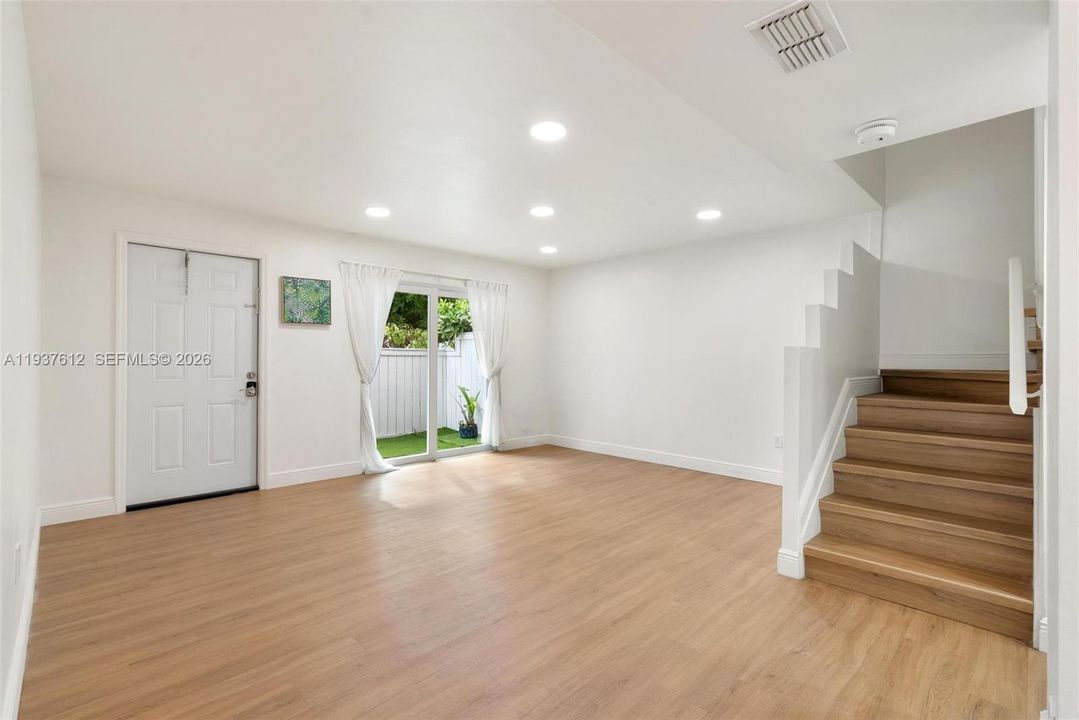 En Renta: $3,500 (3 camas, 2 baños, 1270 Pies cuadrados)