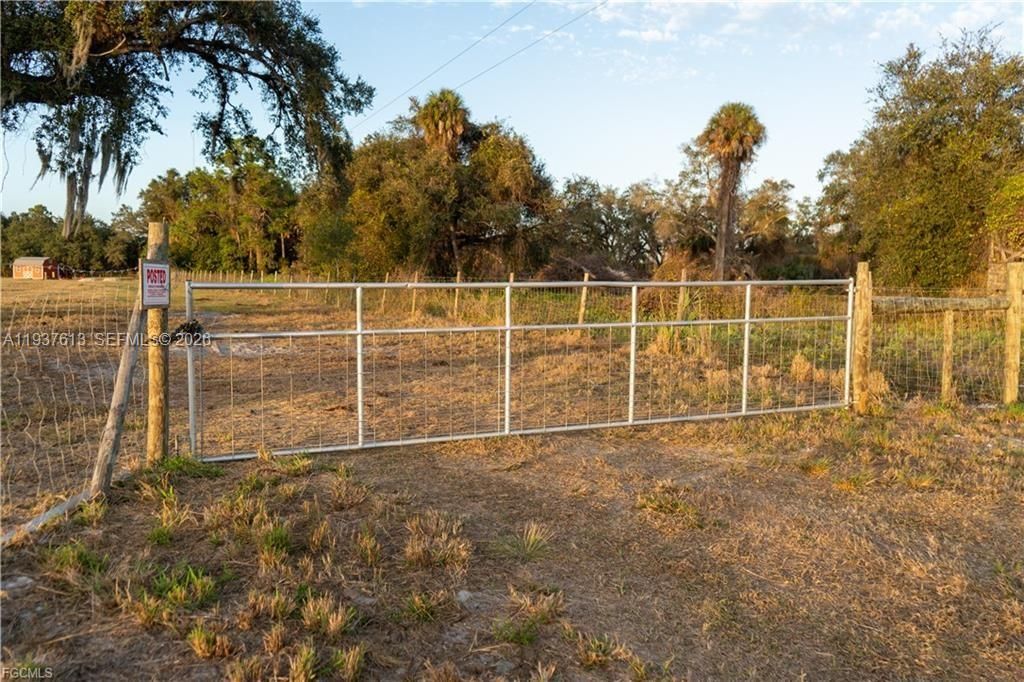 待售: $350,000 (10.00 acres)