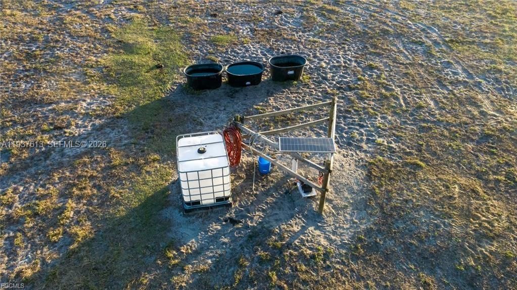 待售: $350,000 (10.00 acres)