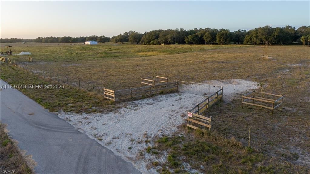 待售: $350,000 (10.00 acres)