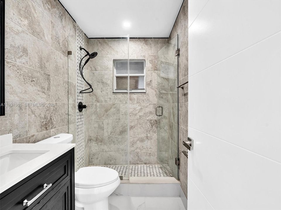 出租: $3,500 (3 贝兹, 2 浴室, 1554 平方英尺)