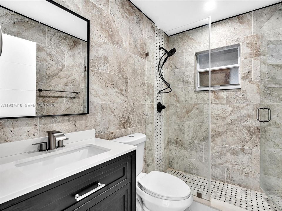 出租: $3,500 (3 贝兹, 2 浴室, 1554 平方英尺)