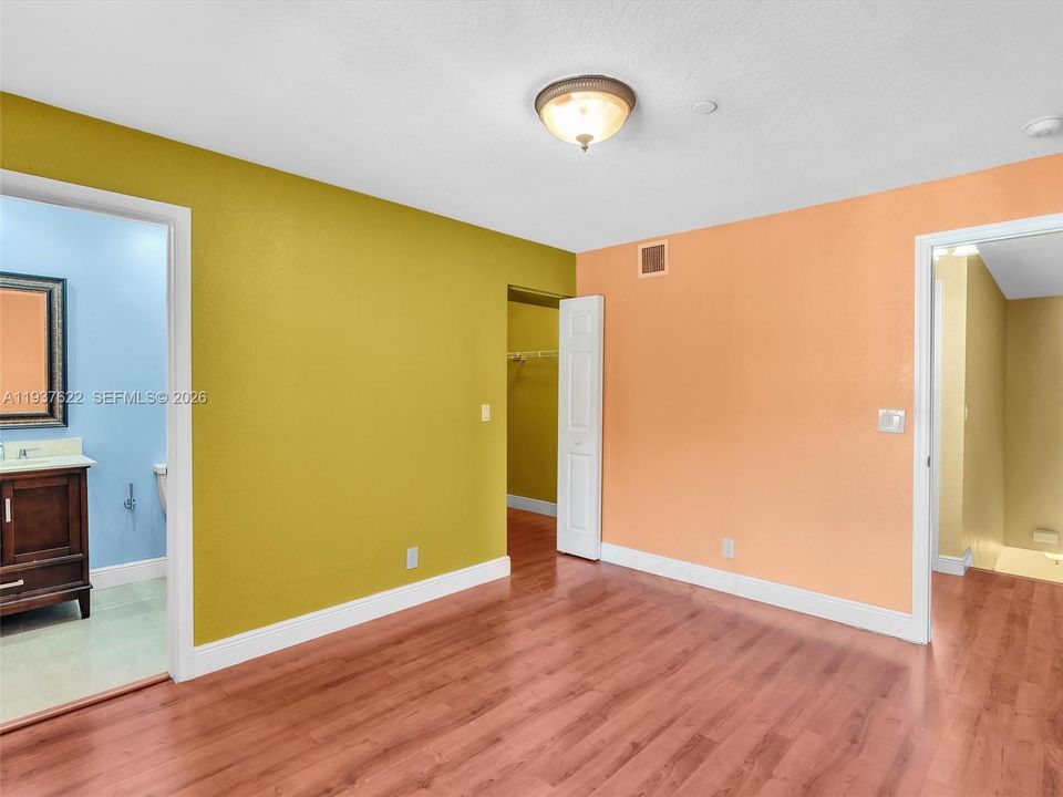 For Rent: $3,150 (2 beds, 2 baths, 1155 Square Feet)