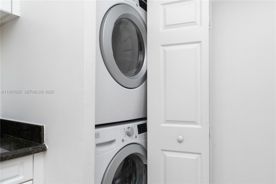 For Sale: $540,000 (3 beds, 2 baths, 1264 Square Feet)