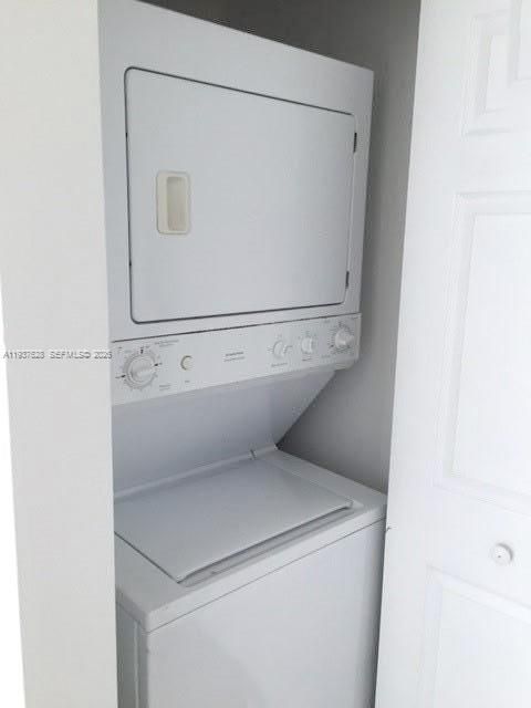 В аренду: $2,600 (0 спален, 1 ванн, 628 Квадратных фут)