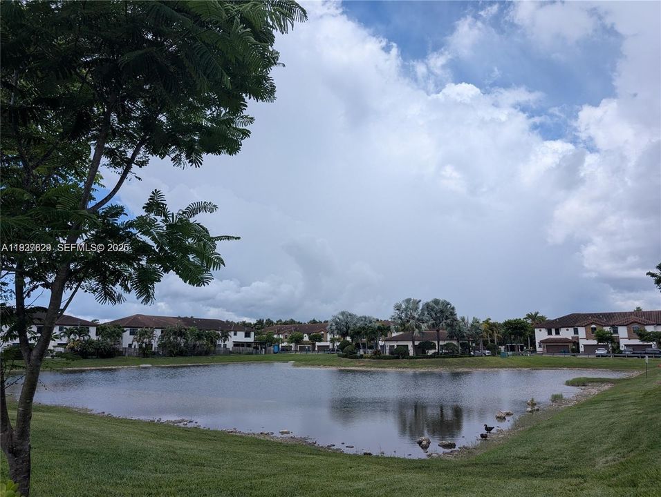 For Sale: $599,999 (3 beds, 2 baths, 1938 Square Feet)