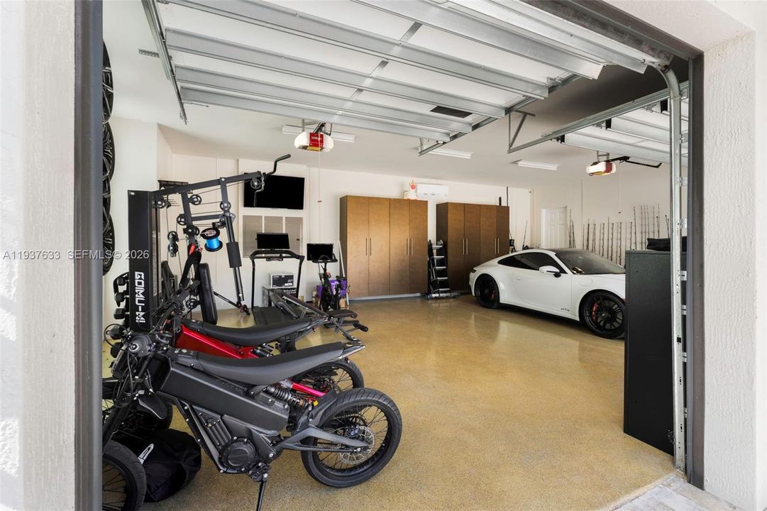 En Venta: $3,500,000 (4 camas, 4 baños, 4484 Pies cuadrados)