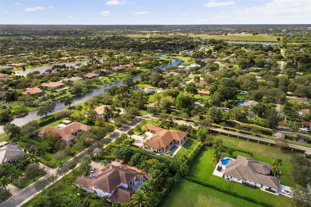 En Venta: $3,500,000 (4 camas, 4 baños, 4484 Pies cuadrados)