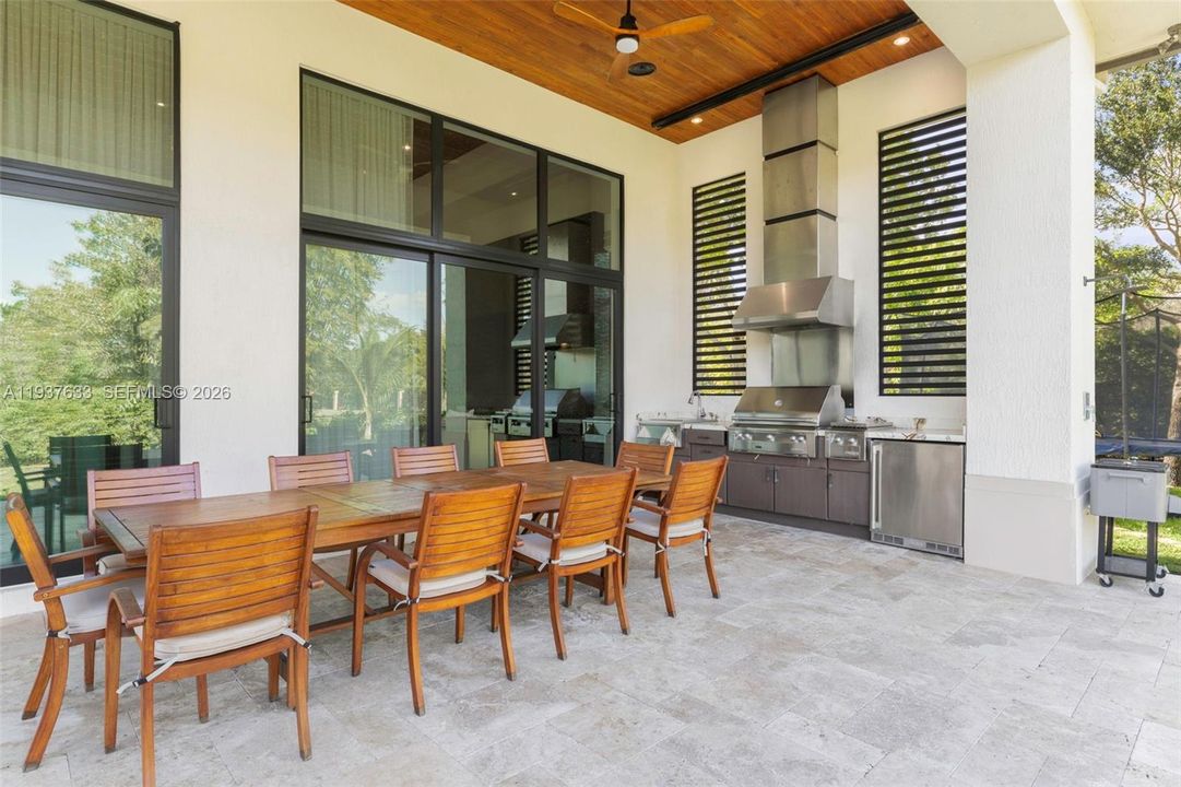 En Venta: $3,500,000 (4 camas, 4 baños, 4484 Pies cuadrados)